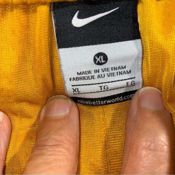 Nike 2013 Mizzou Tigers University Of Missouri Mesh Training Shorts Gold XL - Picture 6 of 9